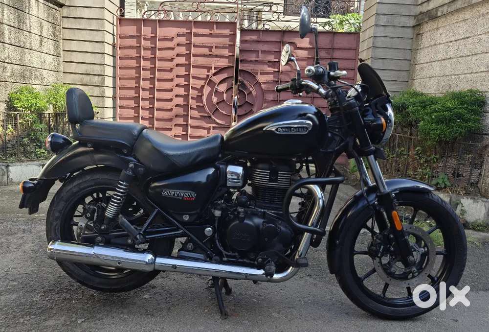 Royal Enfield Meteor 350cc Bs-6 model bike.