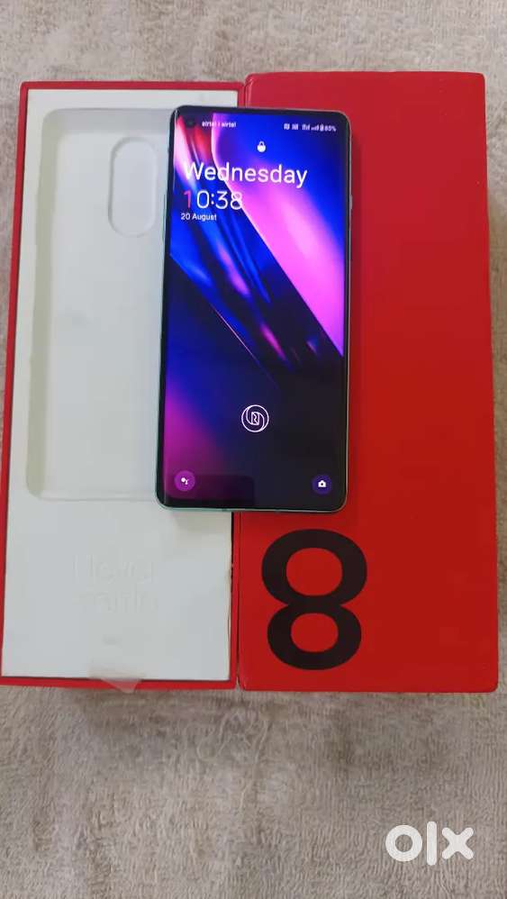 OnePlus 8 Curved Display 5G Phone urgent sell exchange bhi kr lenge.