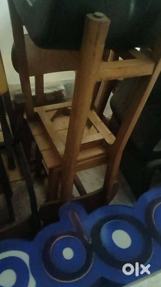 Want to sell Table and Chair other cafe products at the lowest price.