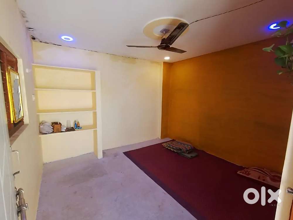 1 Single Room for rent in Laxmamma Nilayam