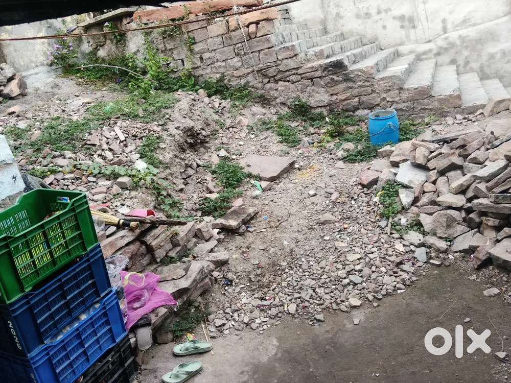 Yaha makan bikao hai