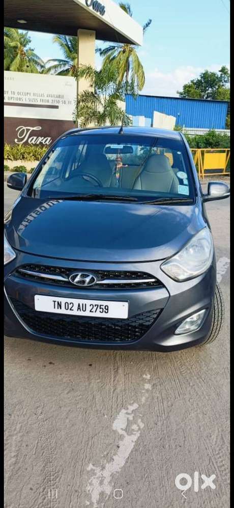 Hyundai i10 Sportz, 2012, Petrol