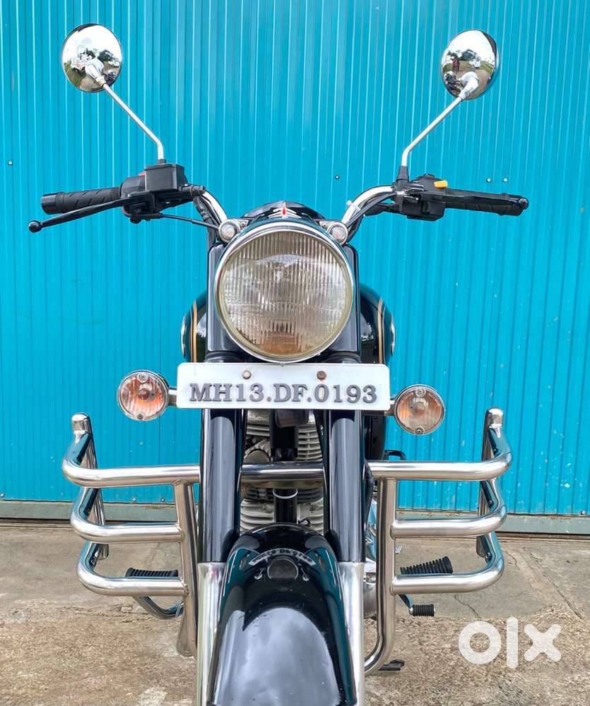 BRAND ROYAL ENFIELD BULLET STANDARD 350 BLACK COLOUR