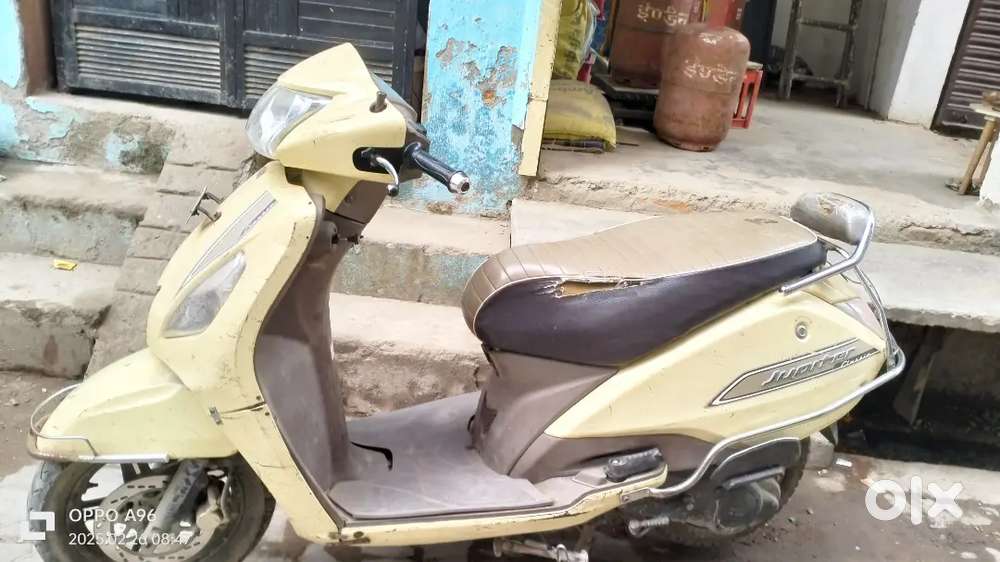 TVS Jupiter