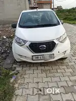 Datsun redi go white color
