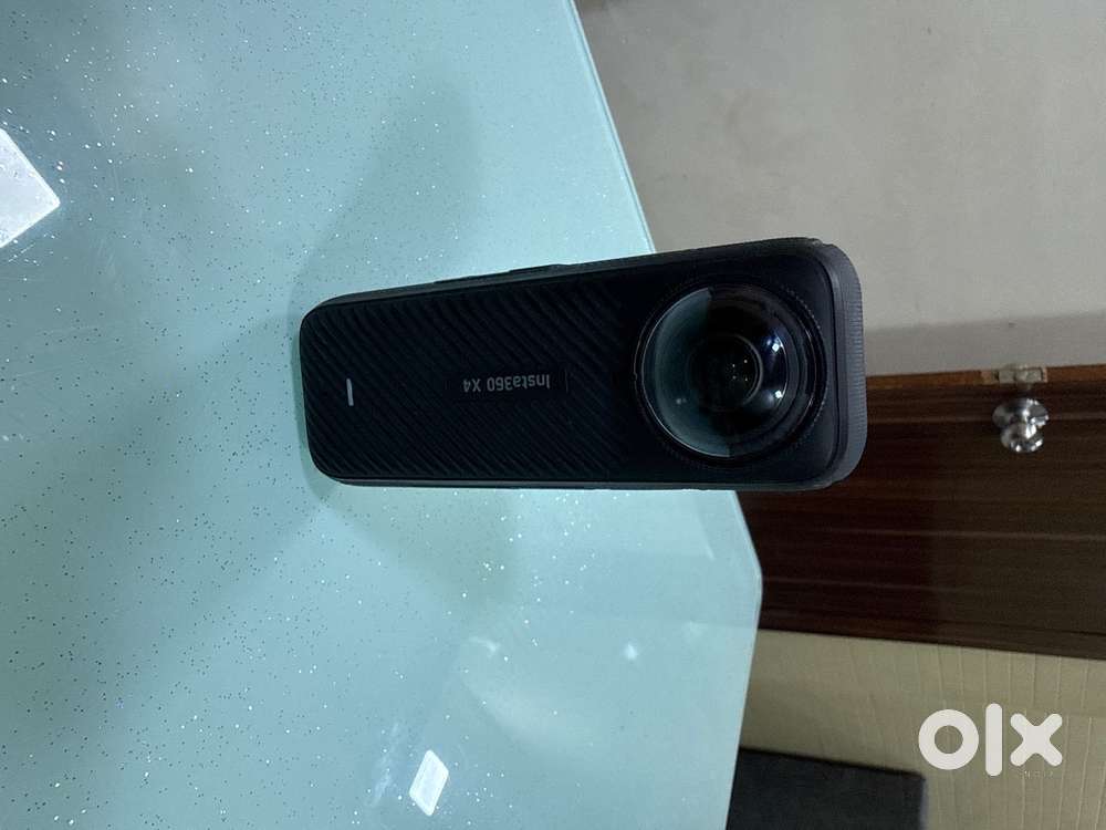 Insta 360 x4 with 256gb memory card high speed bike clamp also
