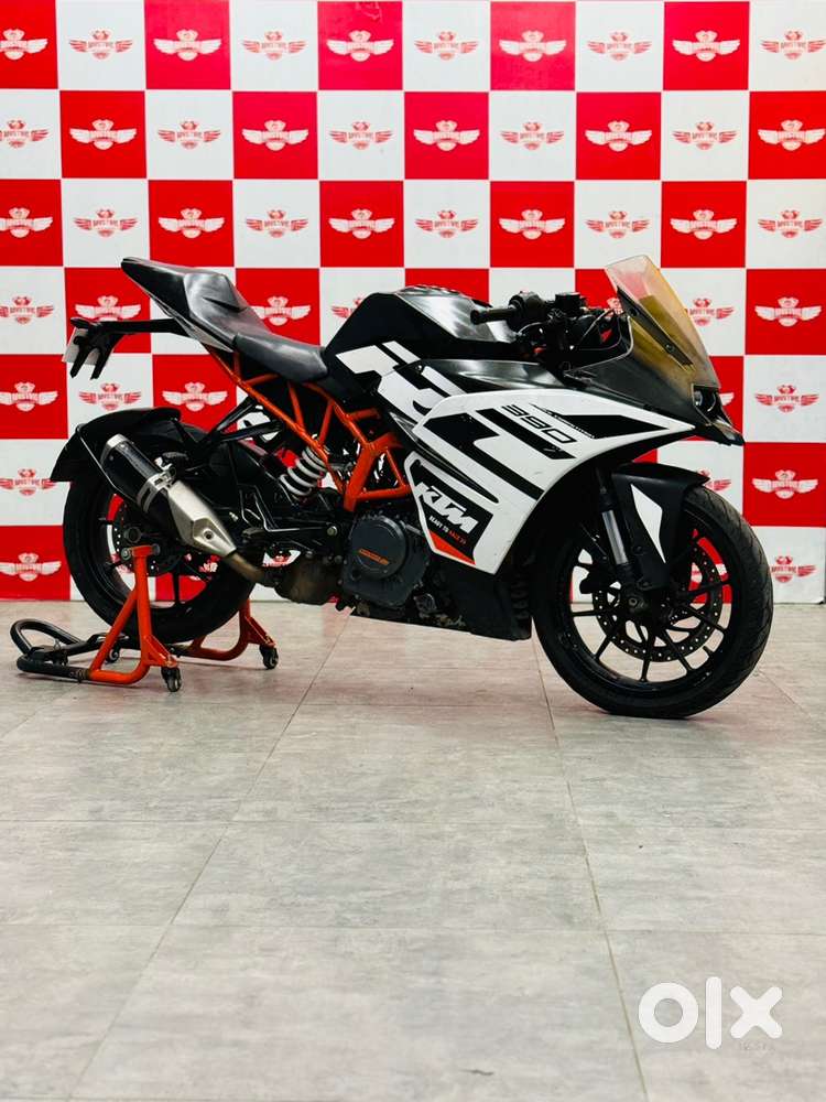 RC 390 BS6