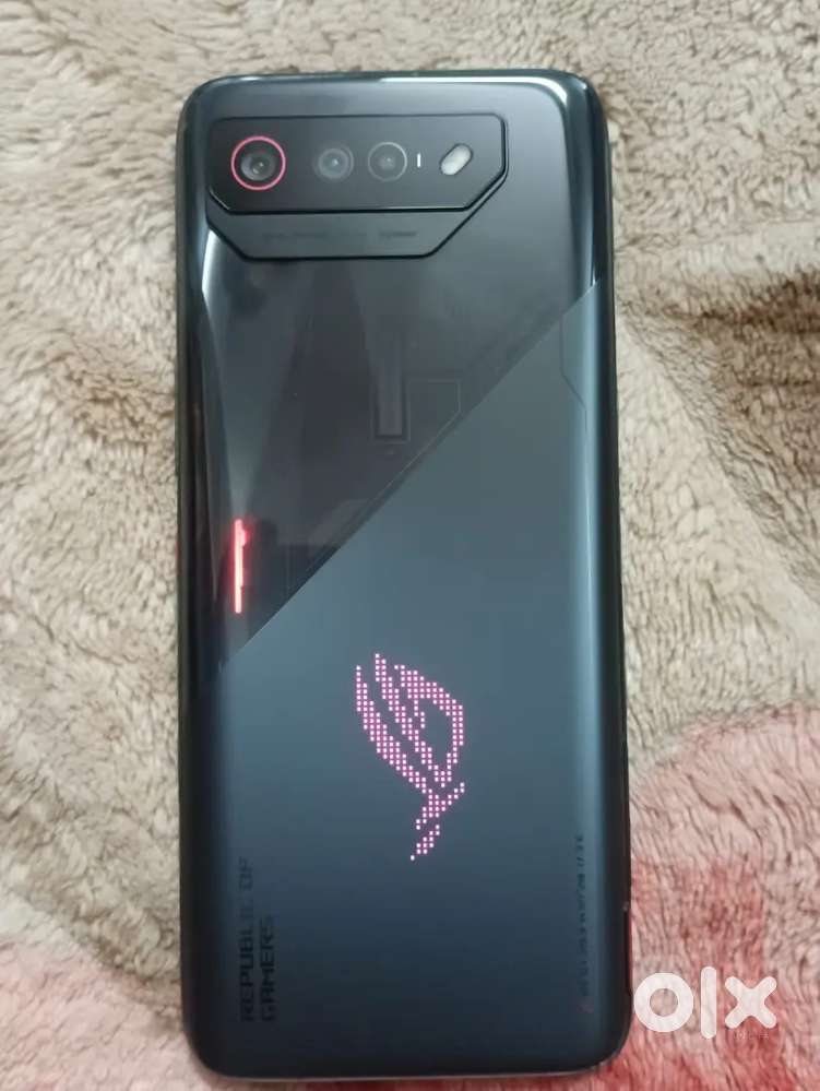 Asus ROG Phone 7 – Excellent Condition, Like New!
