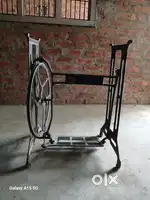 Sewing machine stand