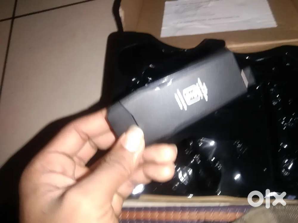 Gaming 2.4G wireless controller gamepad