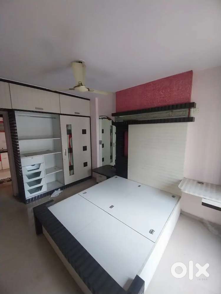 Semi furnished 1Bhk flat available for rent