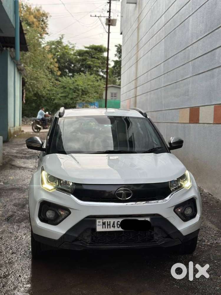 Tata Nexon 1.2 Revotron XM (S), 2022, Petrol