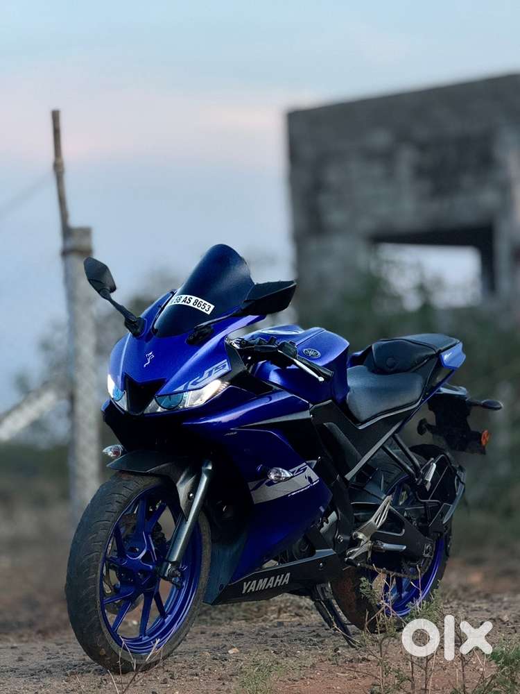 YAMAHA R15 V3