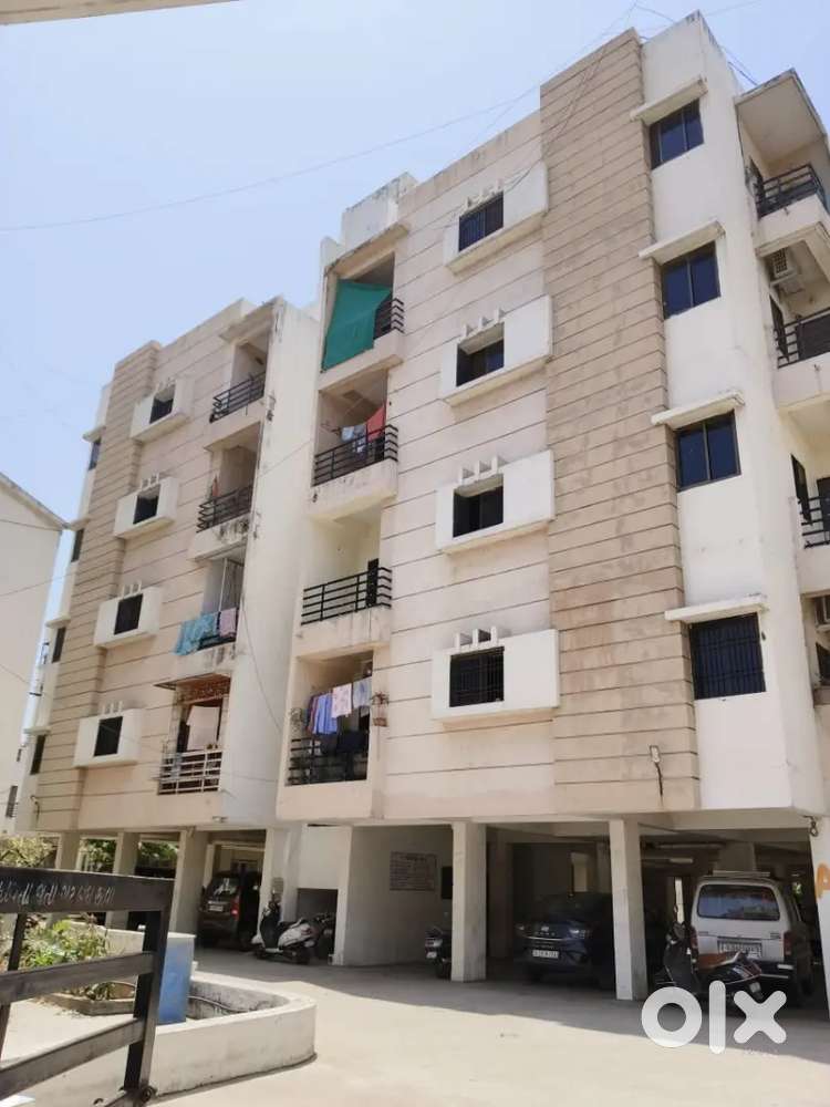 2 BHK flat carpet 700 @ khodiyarnagar