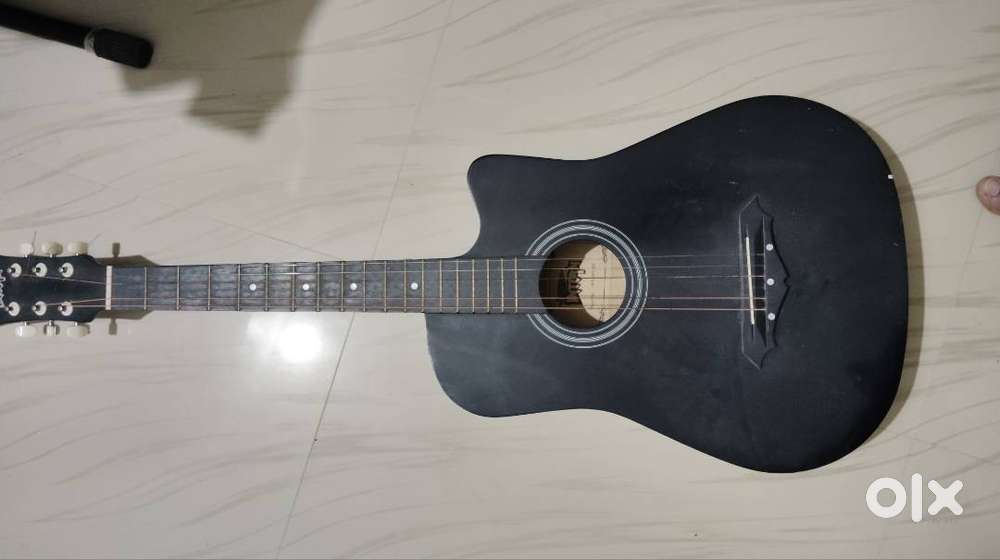 Intern guitar