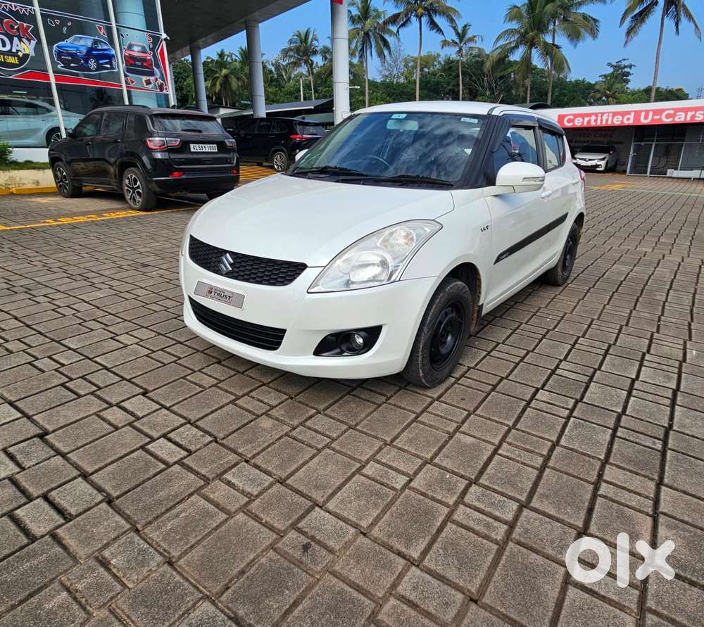 Maruti Suzuki Swift VXI, 2014, Petrol