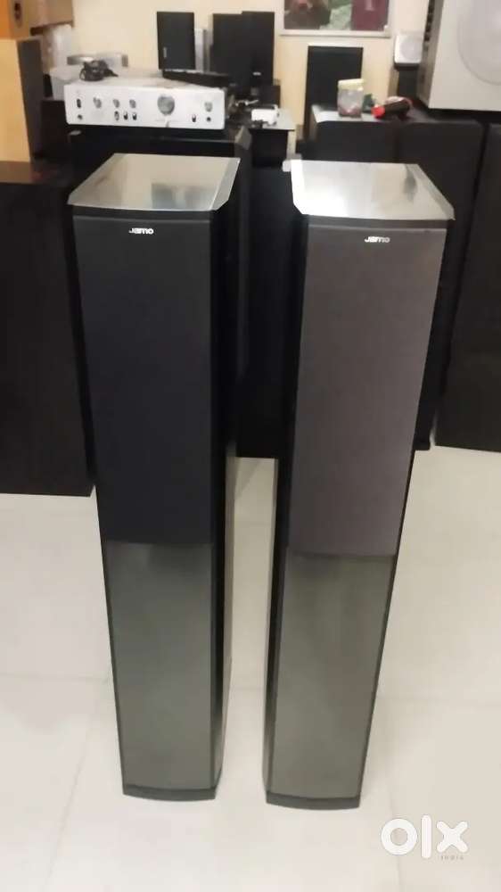 Jamo S606 Floorstanding Speakers