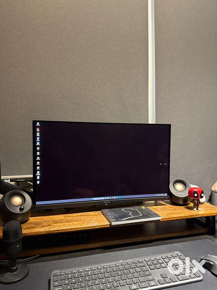 MSI MAG 271QPX QD-OLED E2 2k 27” 240hz monitor