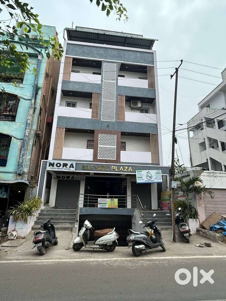 1350sft Penthouse for Sale – Warisguda Near Arts College