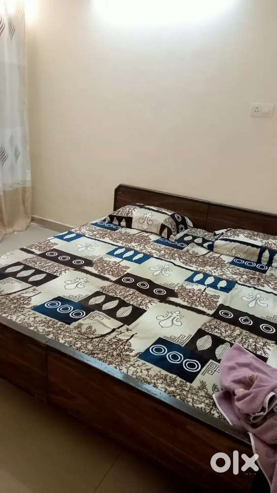 Pg for girls with food in 7000