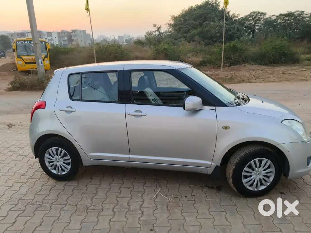 Maruti Suzuki Swift 2010 Petrol 54000 Km Driven