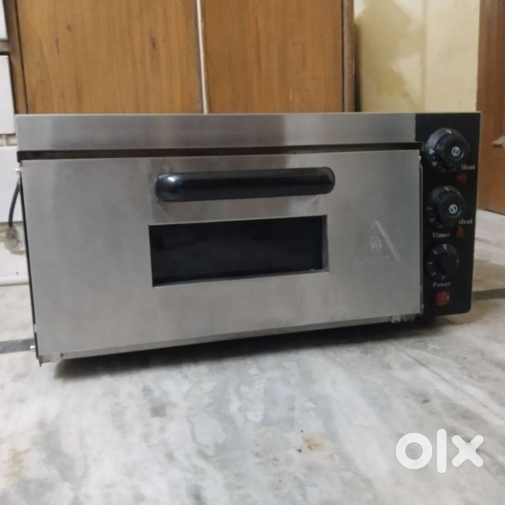 Commercial Pizza Oven