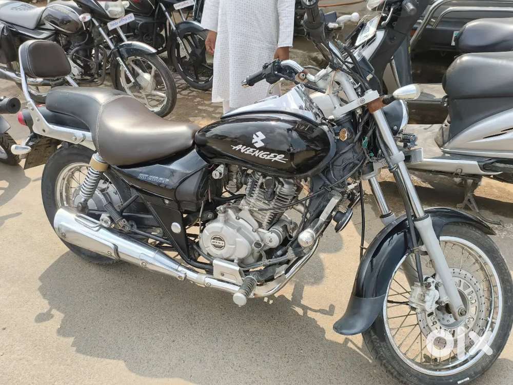 Bajaj Avenger 220 , mid June 2014