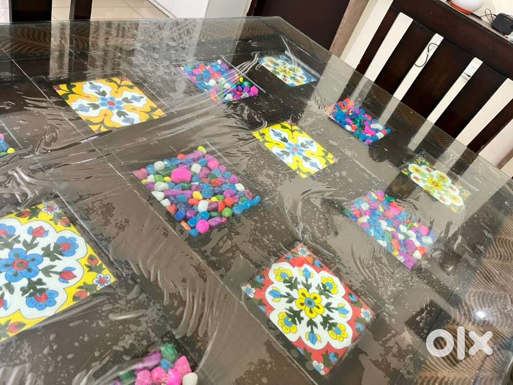 6 seated dining table
