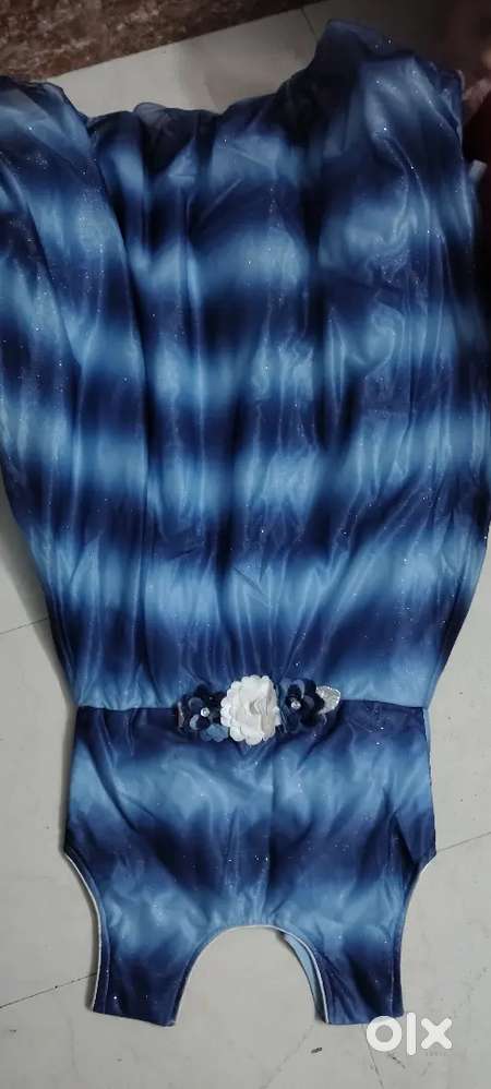 14 to 16 year baby girl gown blue colour hai