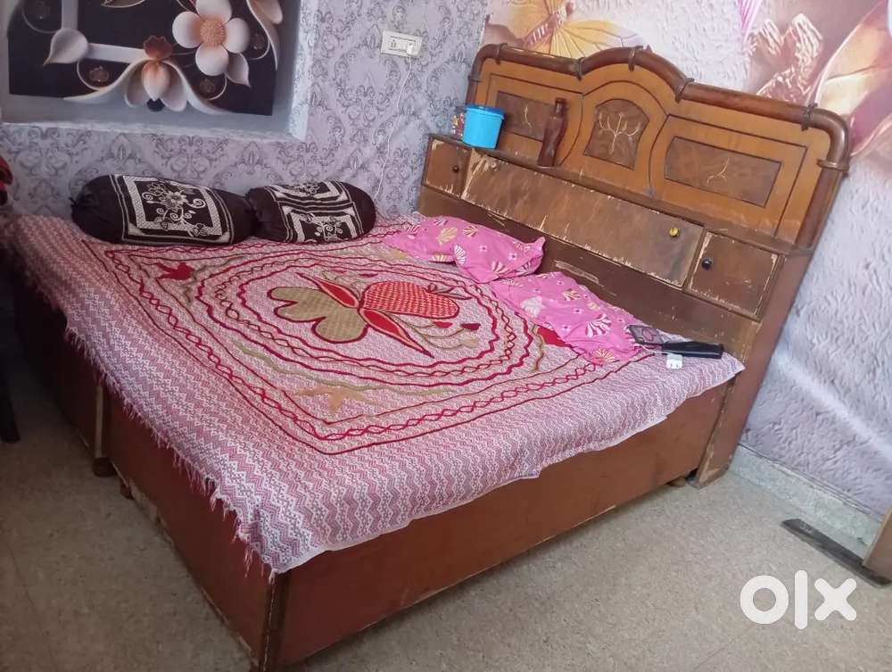 Double bed