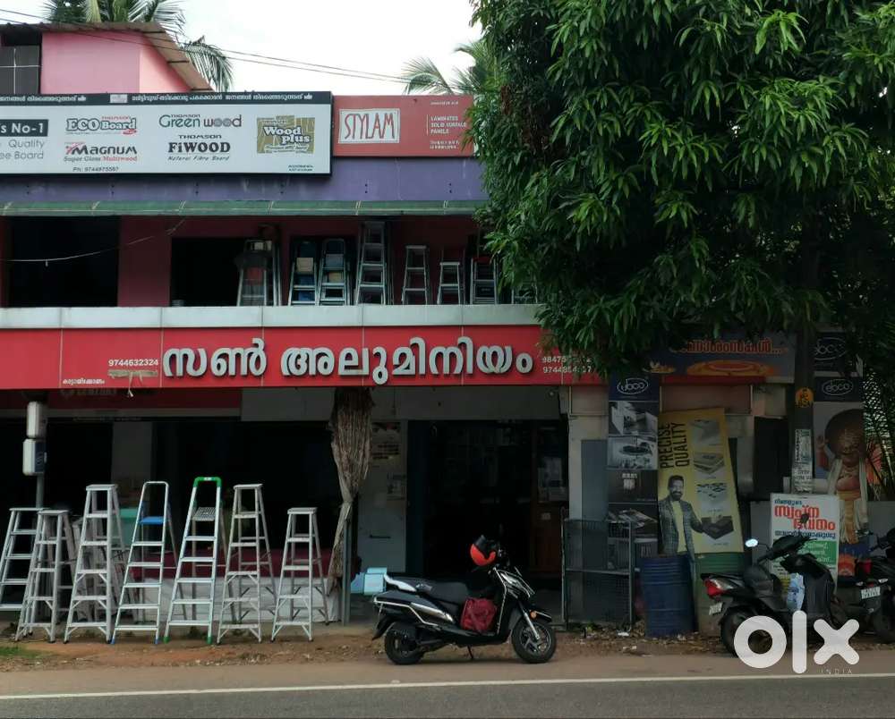 Female Billing Staff Wanted  @ Pothencode( age above 30)