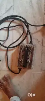 EV CHARGER