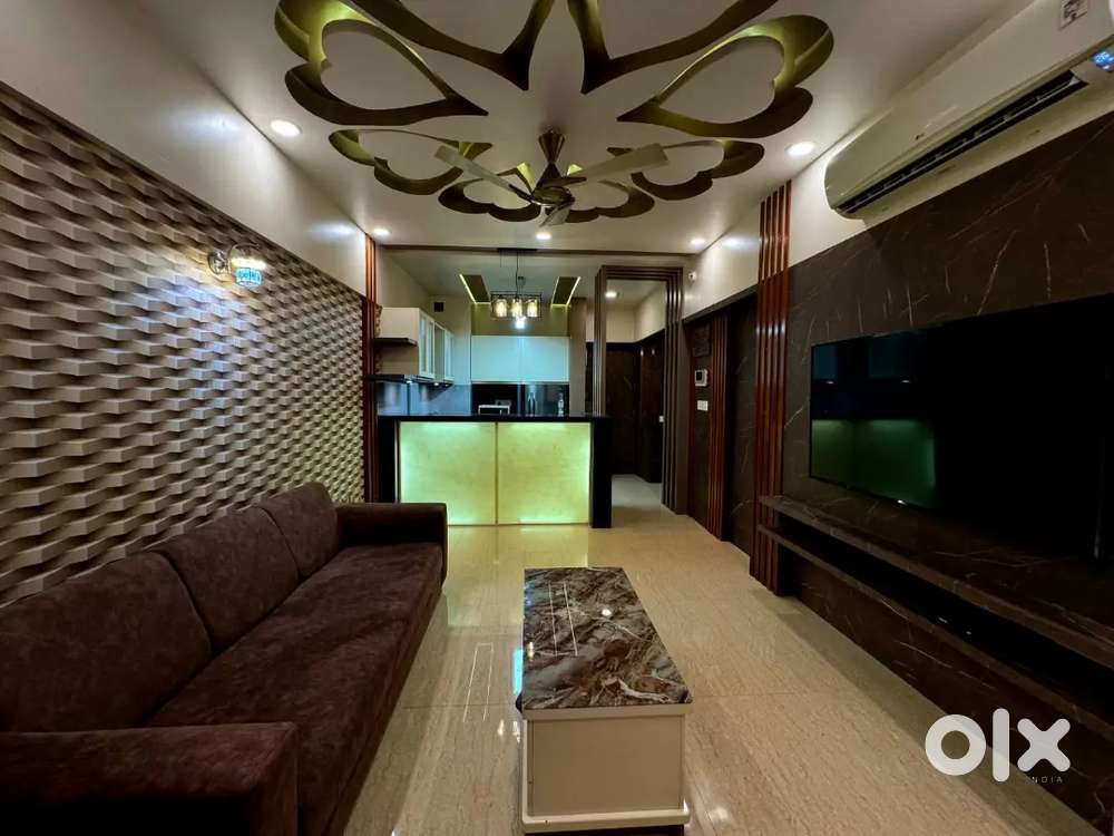 2bhk fully furnished flat for resale in turquoise park - Park street.