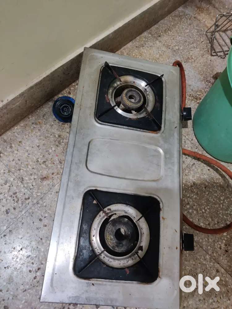 Selling kitchen stuff, Move out sale