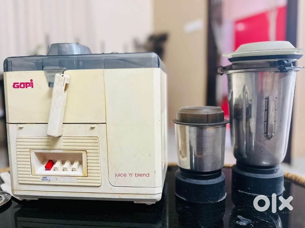 Mixer grinder and juicer