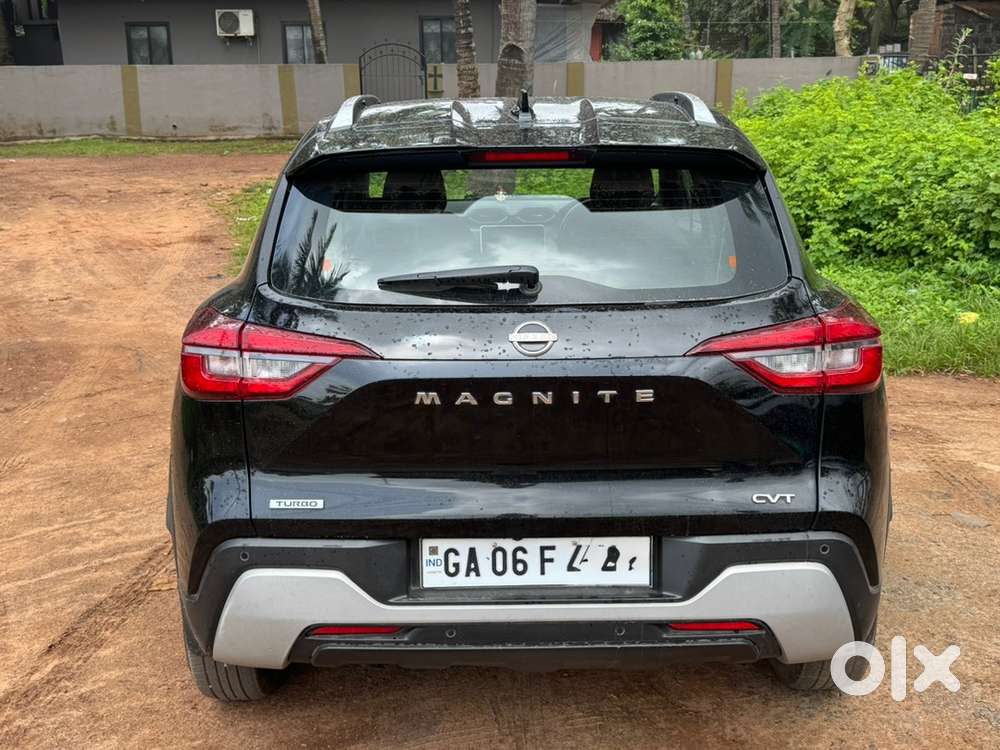 Nissan magnite 2022 CVT top model