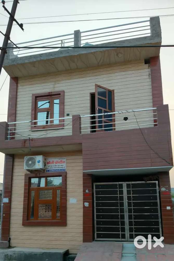 2BHK, 2rooms,1bathroom,1 mandir, hall , kitchen, Store room FOR RENT