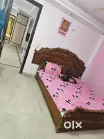 Pg for girls in saket