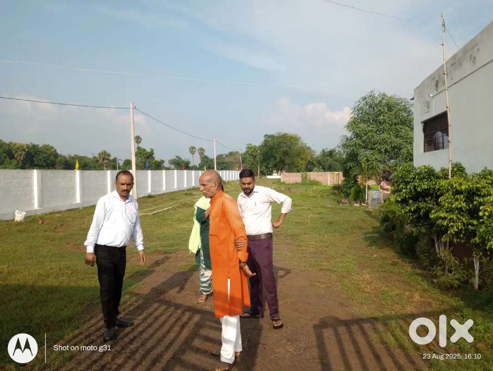 Plot location Bitha IIT collage se 6 km aage  hai nahar road par