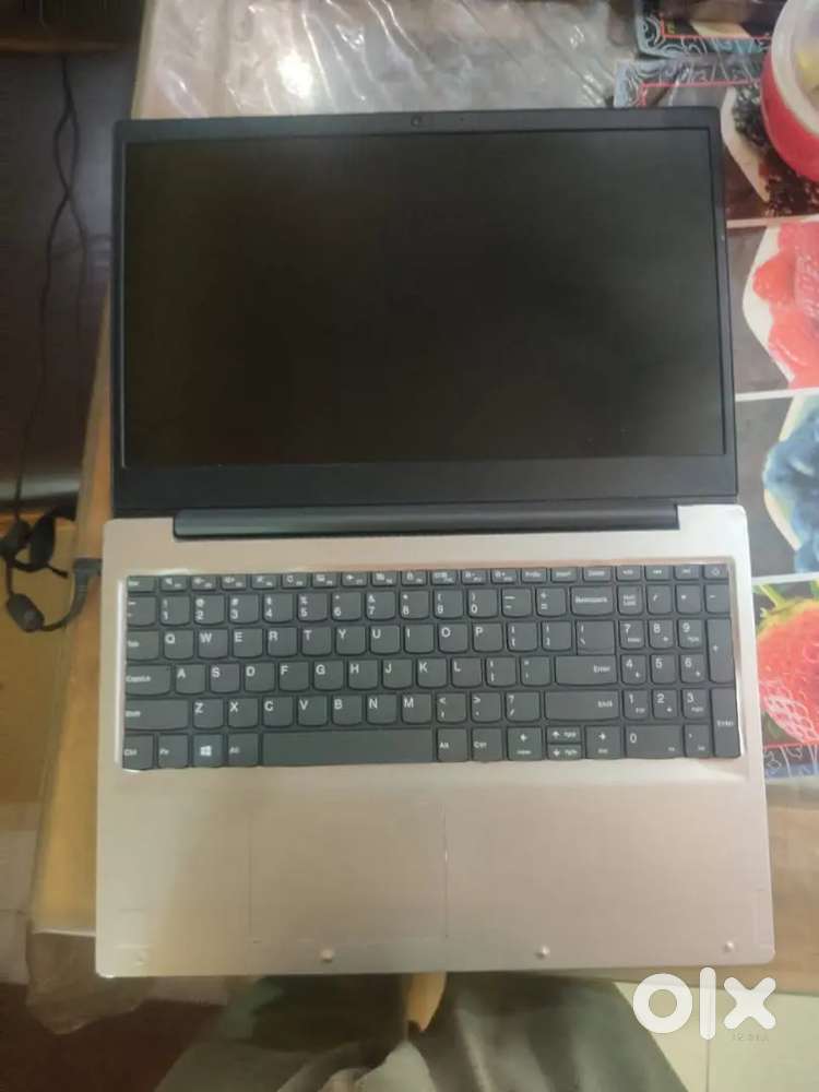 Lenovo I3,10gen 4gb/1tb 3yrs @17500