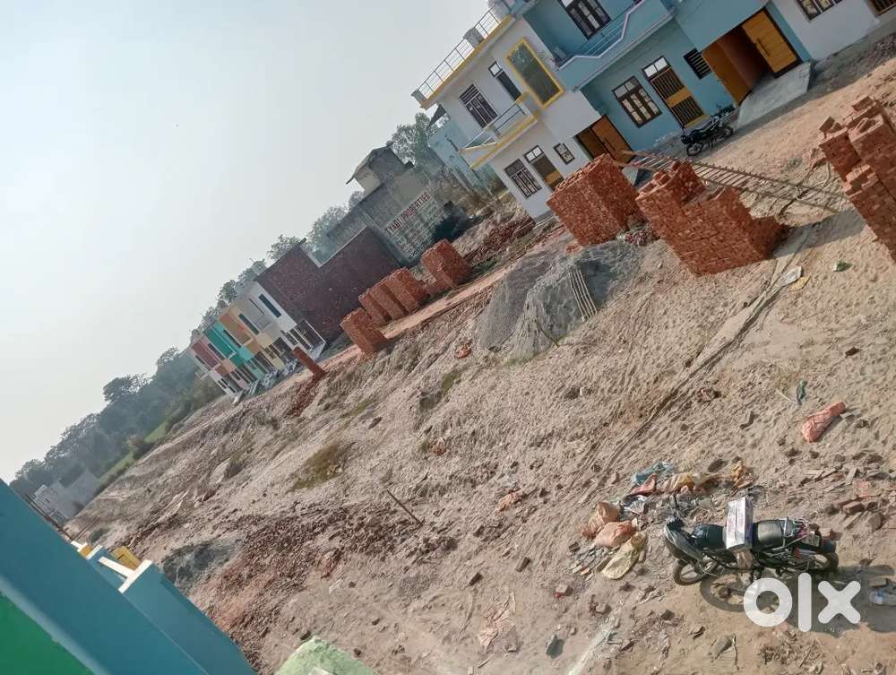 Sabse saste aur sundar plot.