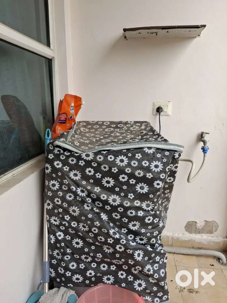 7kg fully automatic Samsung washing machine 1 year old