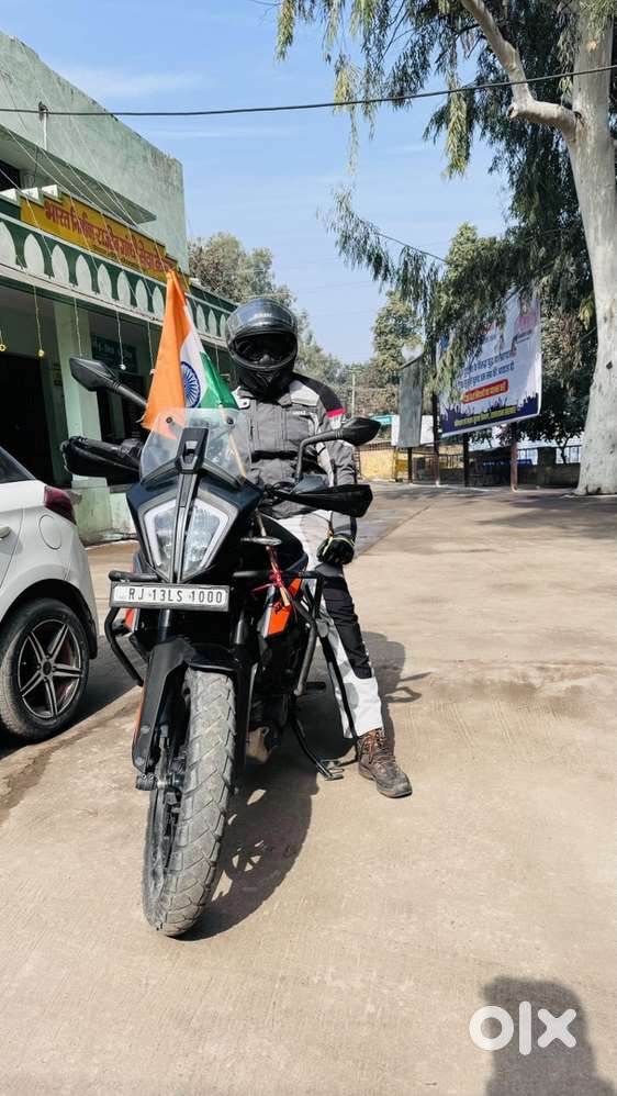 Fully loaded brand new condition with vip number