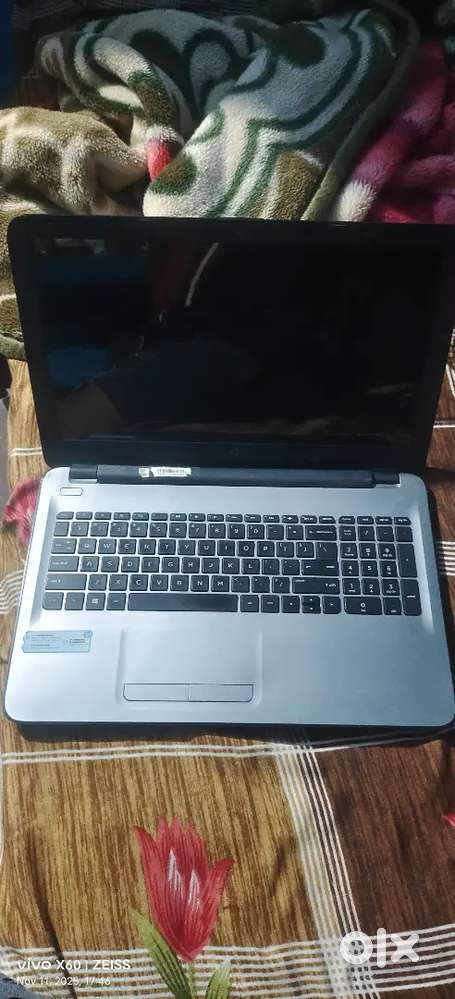 Good condition laptop 8gb /160 gb int