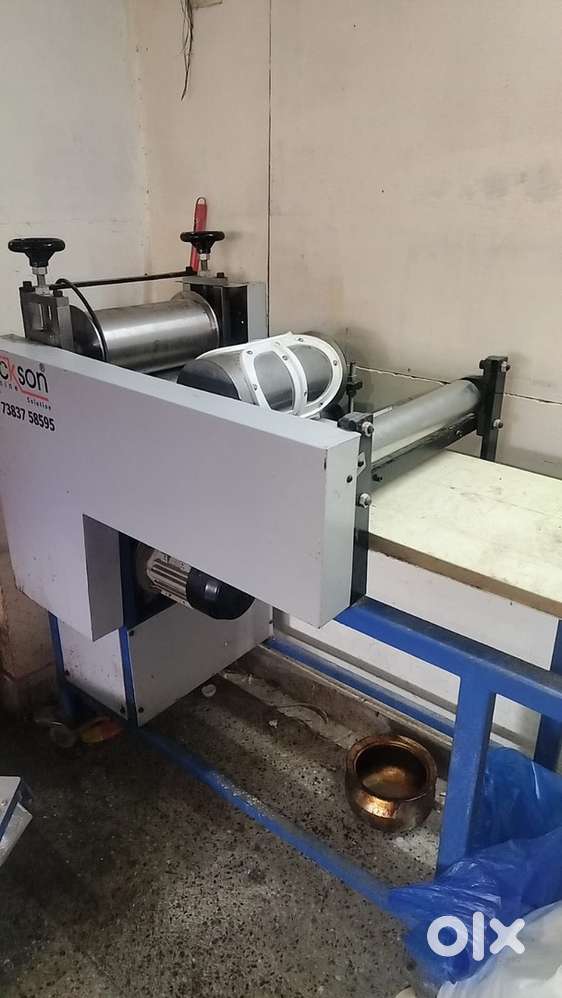 Samosa making machine