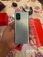 Oneplus 8T 256 Gb , Scratchless condition