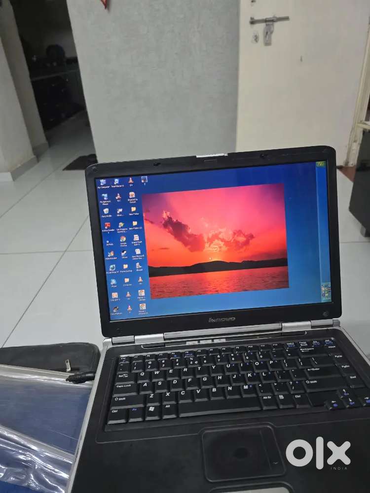 Lenovo 17y