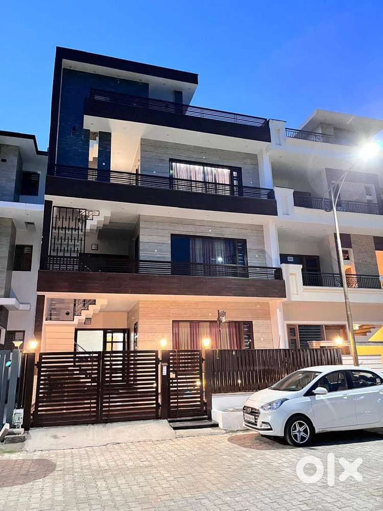 TDI City 200 Yard House for Sale Sector 117 Mohali