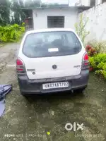 Good condition new tyre new battery new seat cover