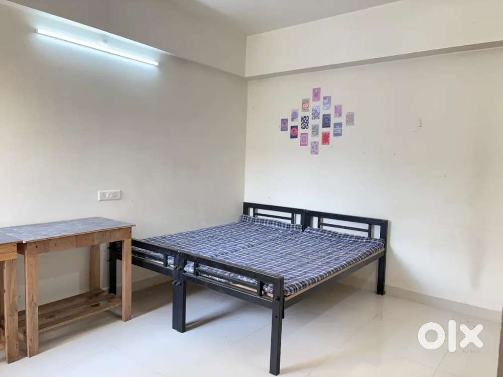 NEED GENUINE FEMALE ROOMMATE , FULLY FURNISHED ROOM